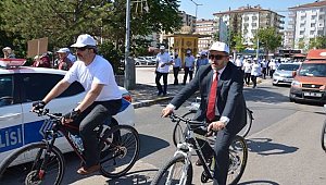 AKSARAY'DA MADDE BAĞIMLILIĞINA DİKKAT ÇEKMEK İÇİN PEDAL ÇEVİRDİLER