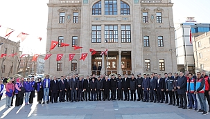 Vali Mehmet Ali Kumbuzoğlu; "Aileyi merkeze alacağız, aileyi korumak için hep beraber emek verip gayret göstereceğiz" 